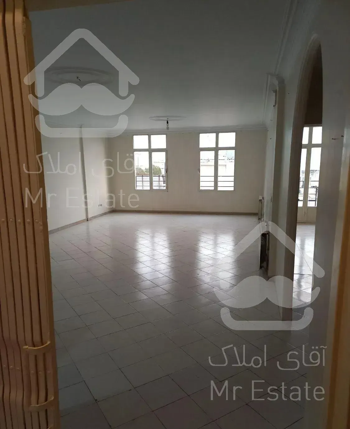 فروش آپارتمان ۱۱۸ متری شهرک مخابرات سعادت آباد