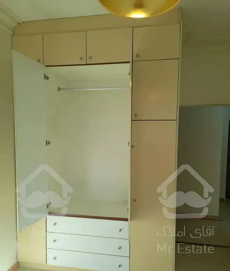 آپارتمان ۸۹متر.مسکونی.خ حسینی.سنایی