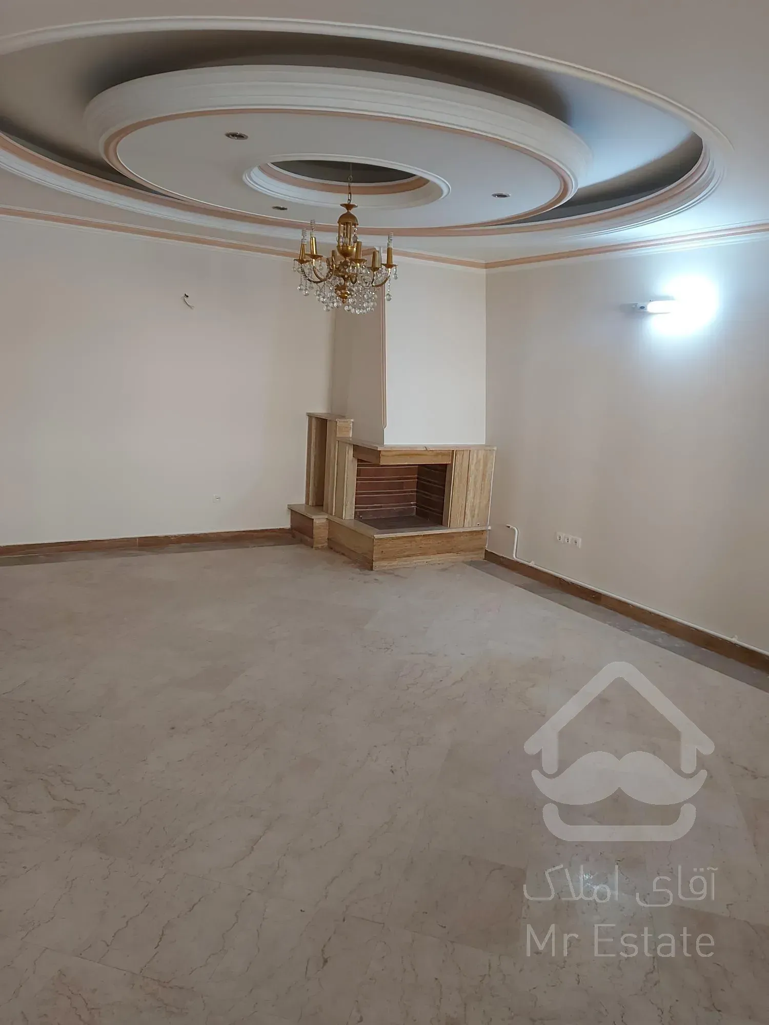 فروش ۱۰۵ متری دریاچه سند دار