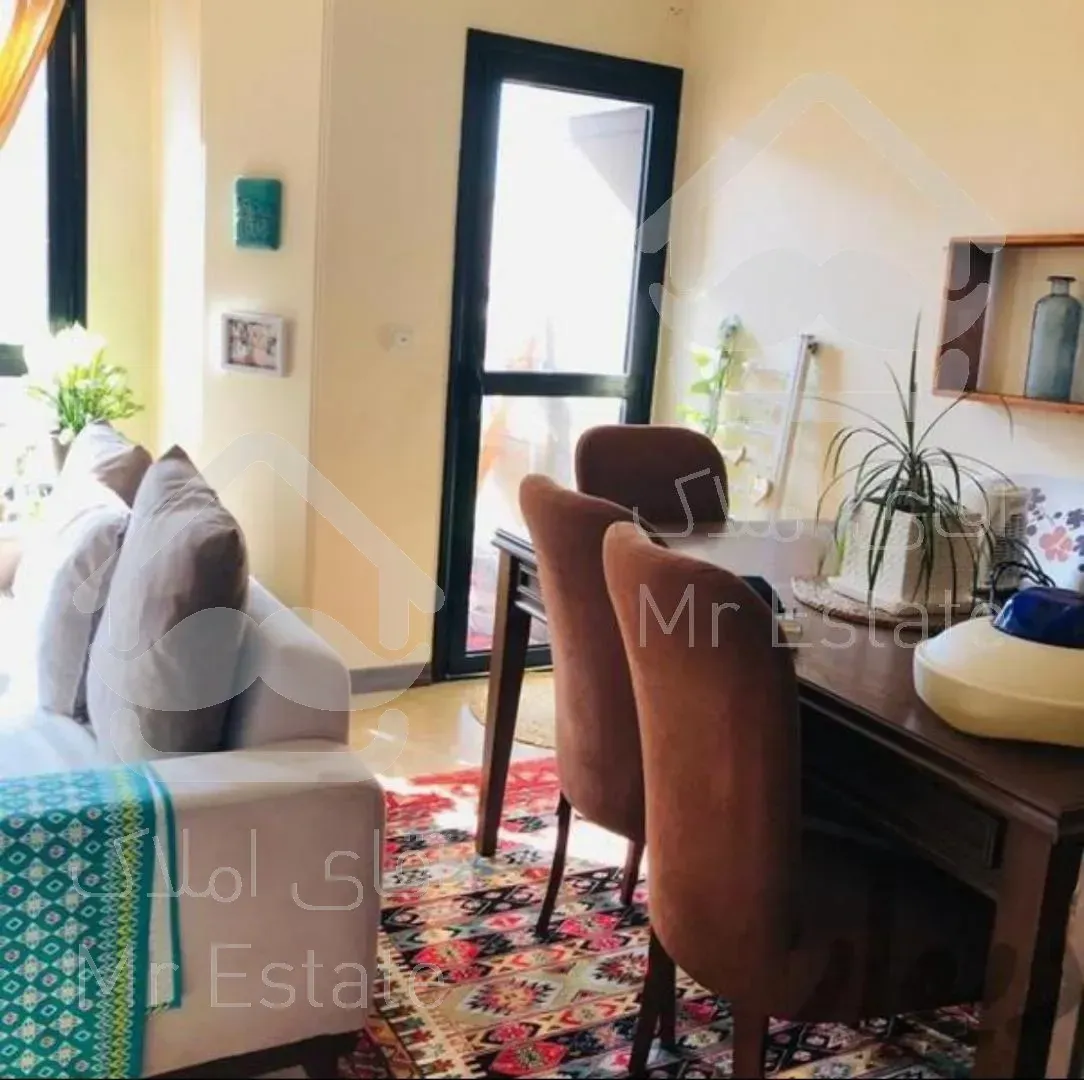 70 متر / دو خواب / طرشت / رو به آفتاب