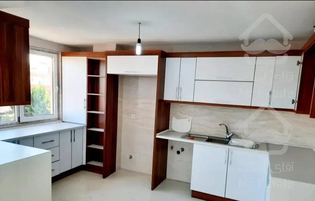 واحد ۱۵۰ متری سه خواب تمیز