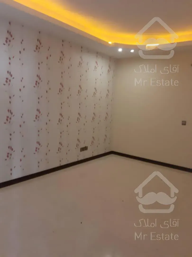 آپارتمان ۹۶ متری دو خواب امکانات عالی سال ساخت ۱۴۰۰