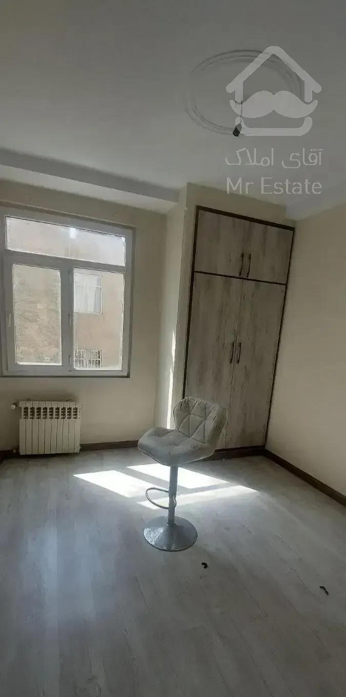 جنت مرکزی خ بزرگمهر ۶۶ متری((طبقه‌ روی همکف))