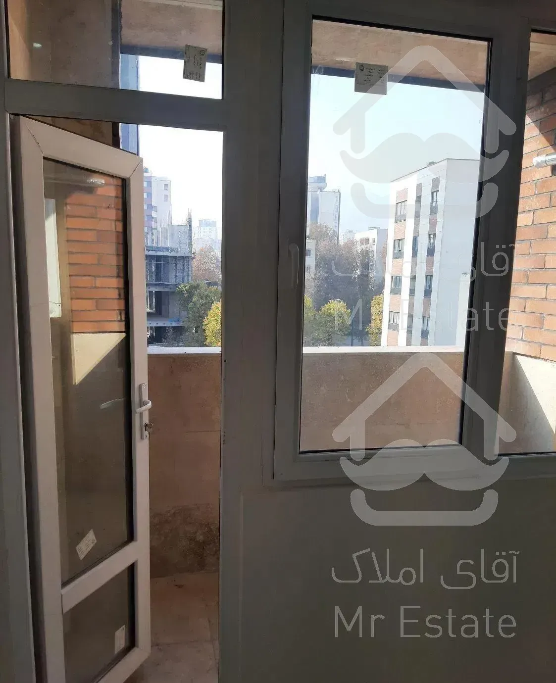 نوساز 110 متر شریعتی اندرزگو حکمت