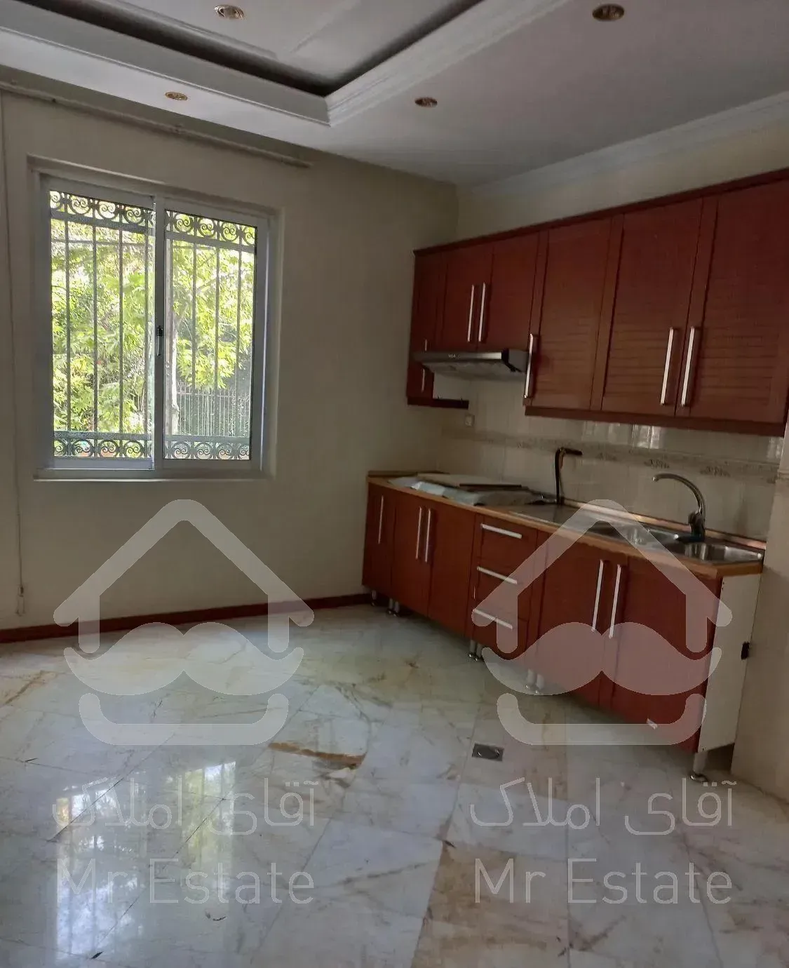 گلستان تکواحدی ۲۸۰ خ سوئیت مجزا ۷۰ متری