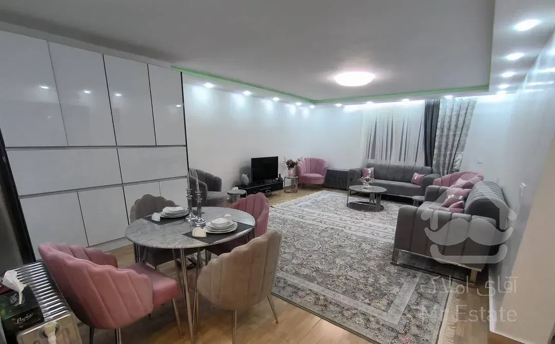 آپارتمان 97 متری شهرک بهاران