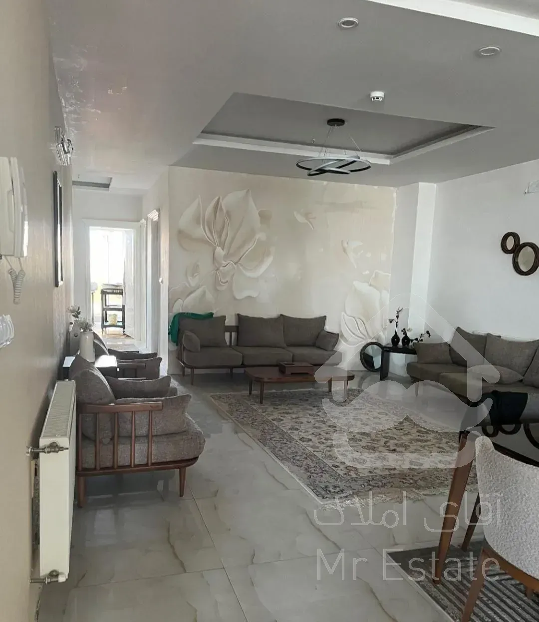 آپارتمان ۲۴۰ متری مدرن در اقبال