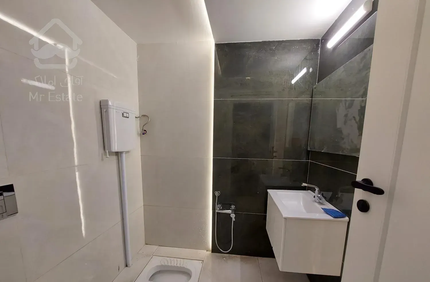 رهن آپارتمان ۱۷۶ متری/سه خواب/آراسته ها