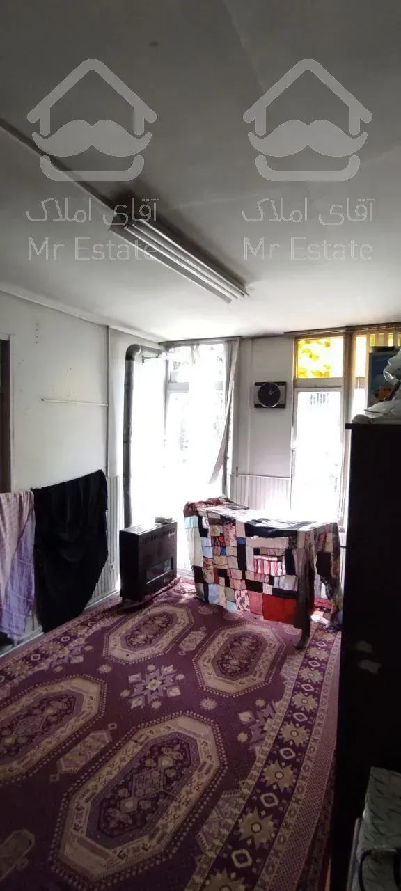 ملک کلنگی اداری و مسکونی با بهترین نورگیری