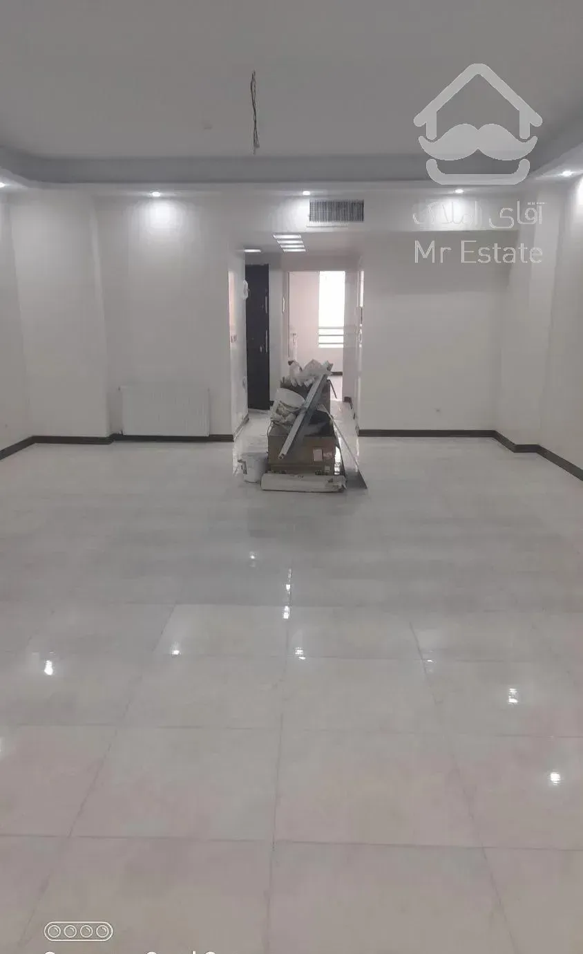 فروش آپارتمان۱۲۰متری(کلیدنخورده)در خیابان استخر