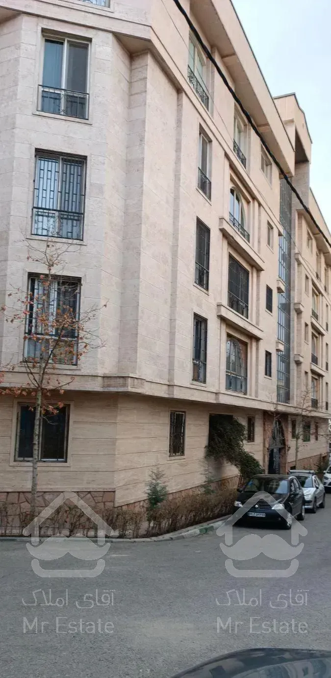 ازگل،لوکیشن عالی 3 نبش،2 خوابه 117 متری