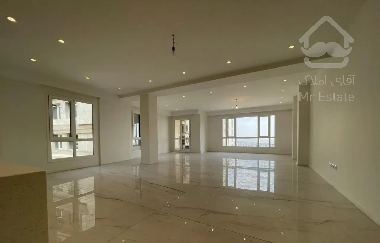 نیاوران ۲۰۷ متری ۳ خوابه ۲ پارکینگ