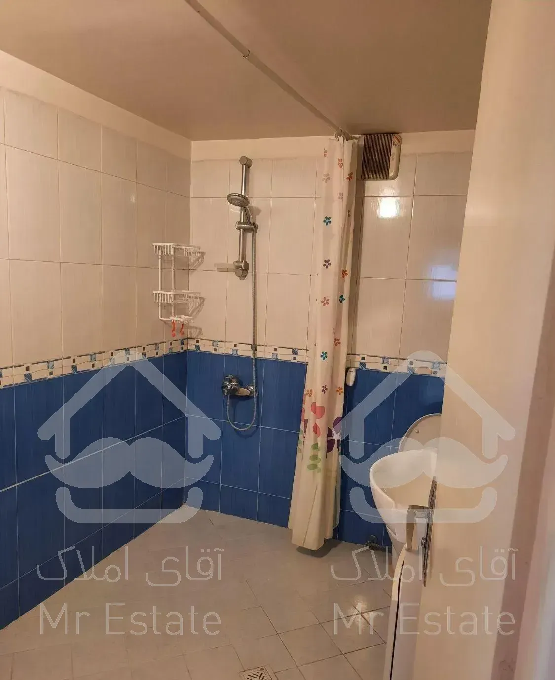 آپارتمان ۱۳۰ متر دو خوابه