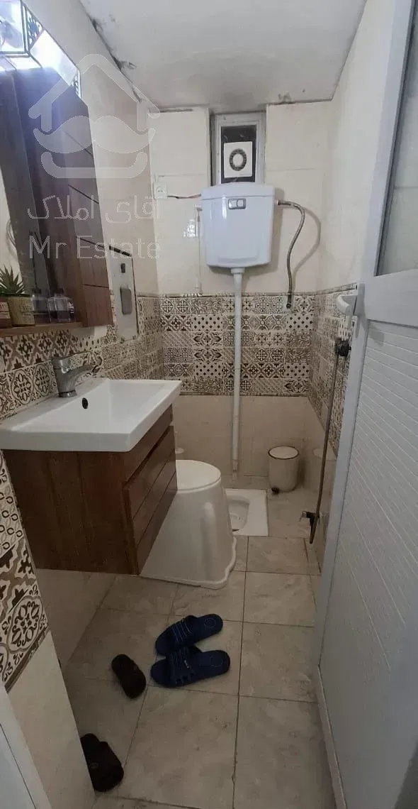 رهن آپارتمان ۷۵ متری ۲ خوابه همکف.