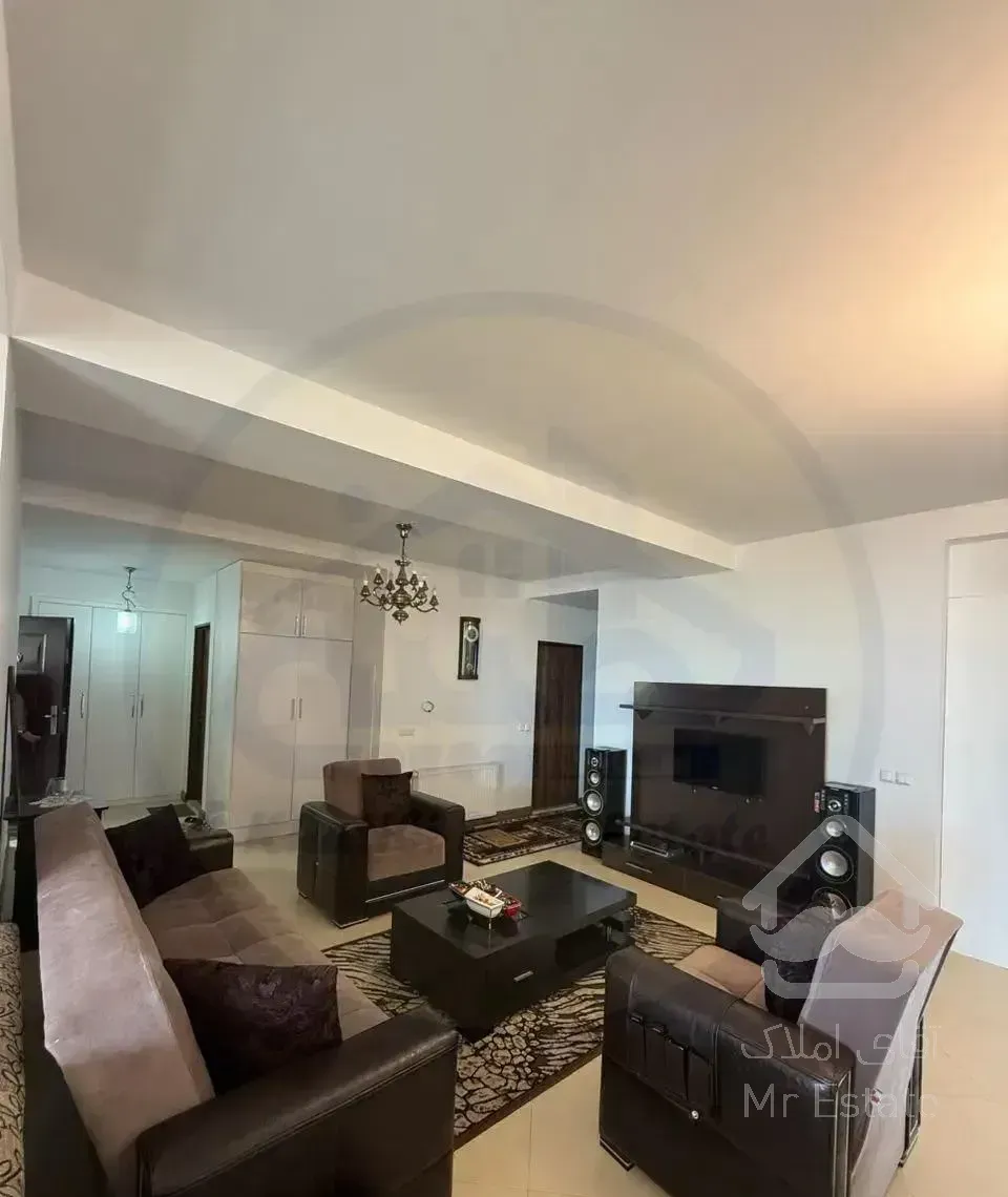 آپارتمان 130 متر در برج باغ 3200 متری