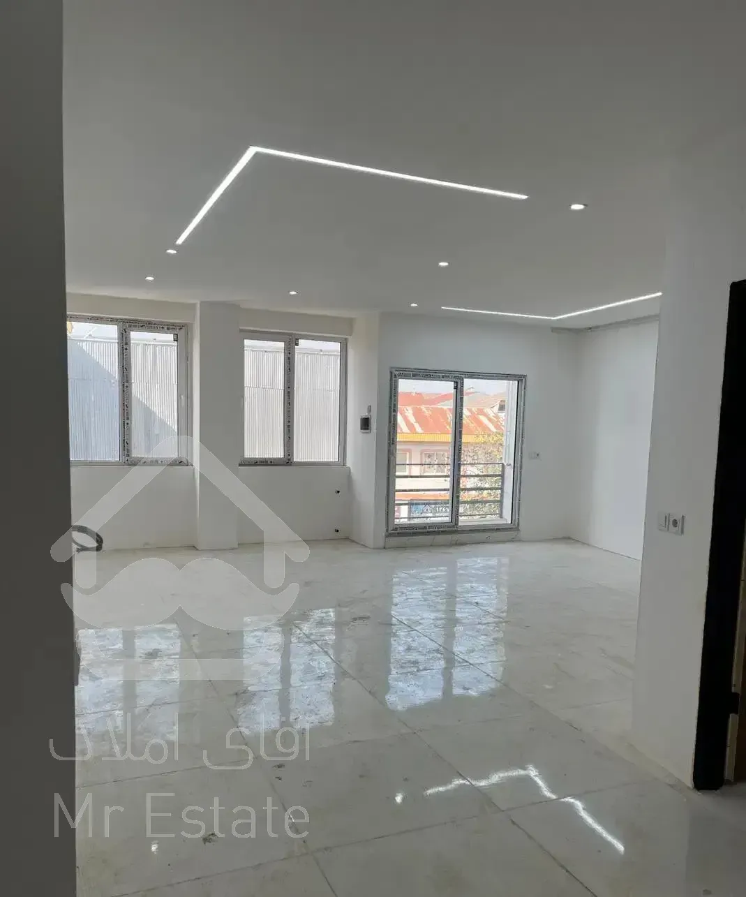 اجارە واحد نوساز میدان مادر