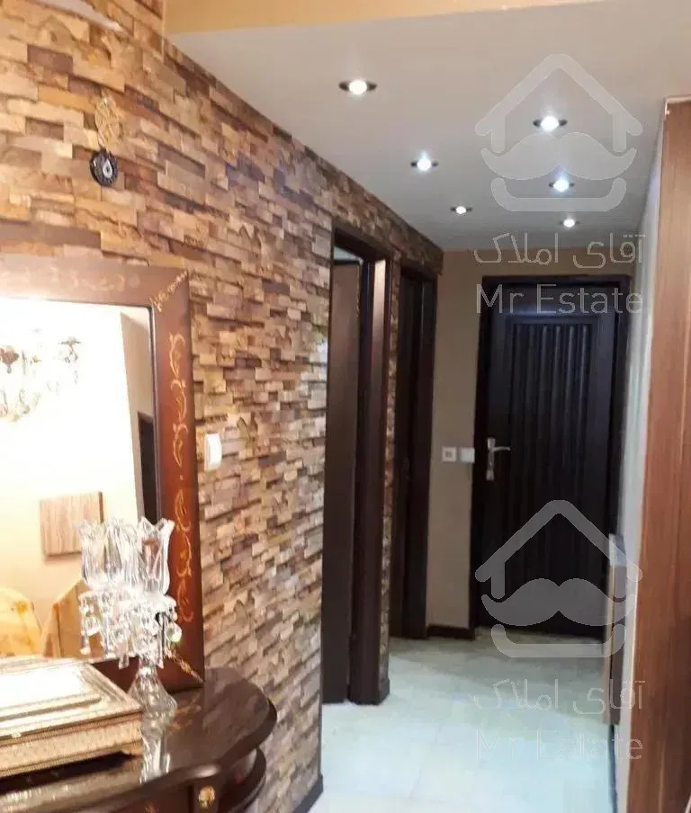 ۹۰ متر آپارتمان در فروغی