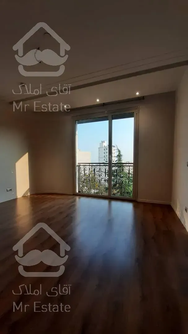 فرمانیه  شرقی ۲۰۰ متر فول ویو باغ سفارت