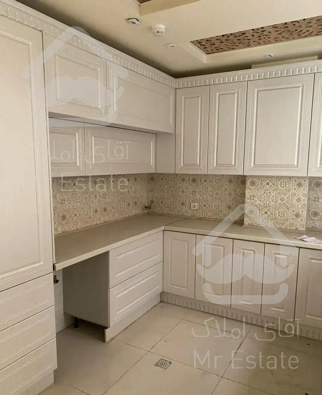 ۸۰ متر آپارتمان واقع در لویزان