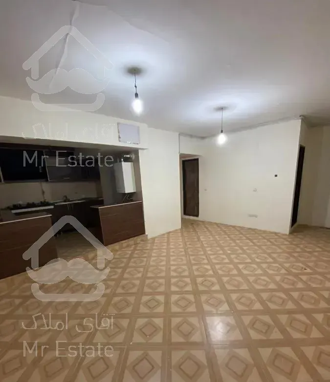 واحد ۹۰ متری شهرک اکباتان انتهای کمیل