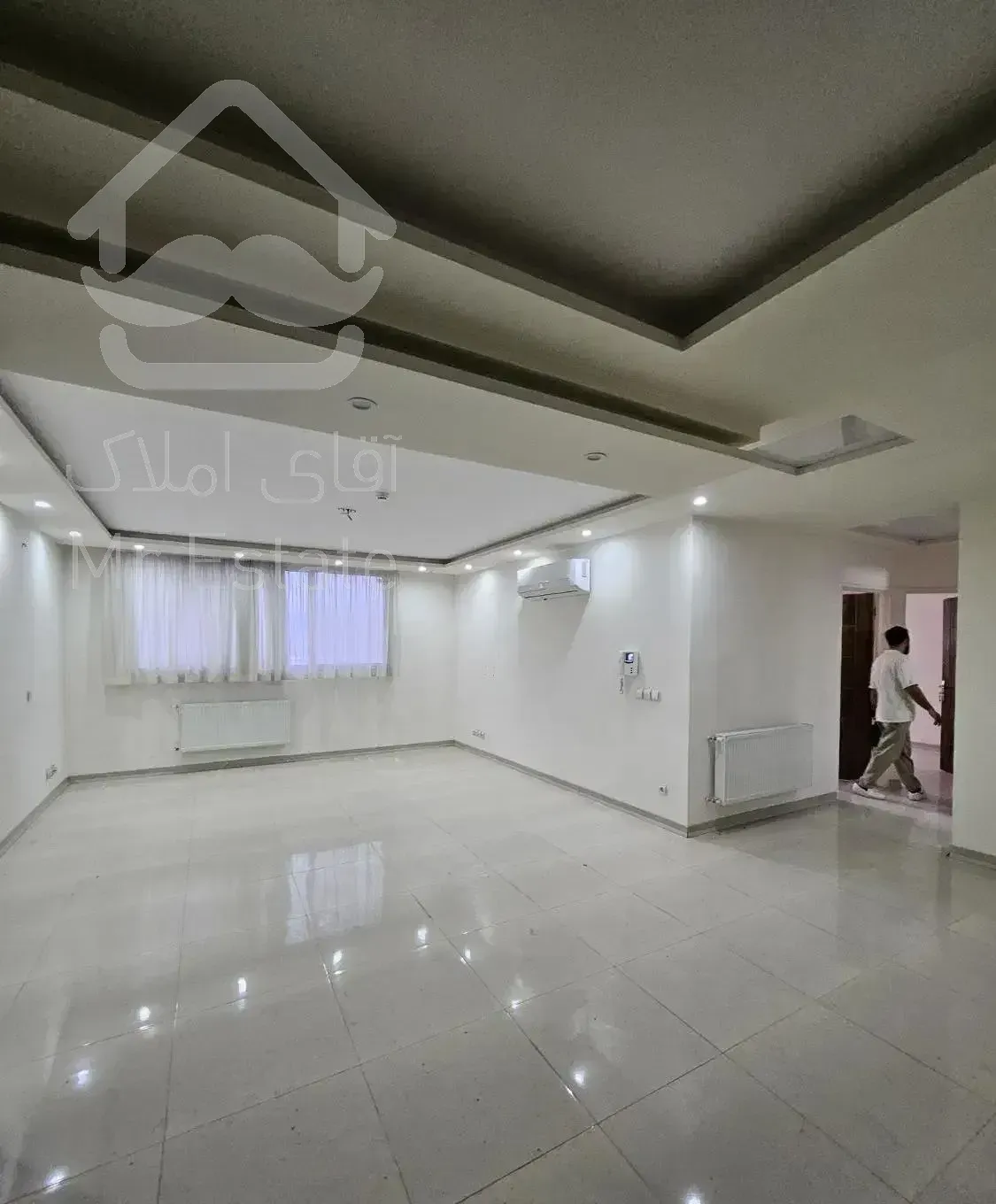۱۳۰ متر آپارتمان مسکونی ، اداری