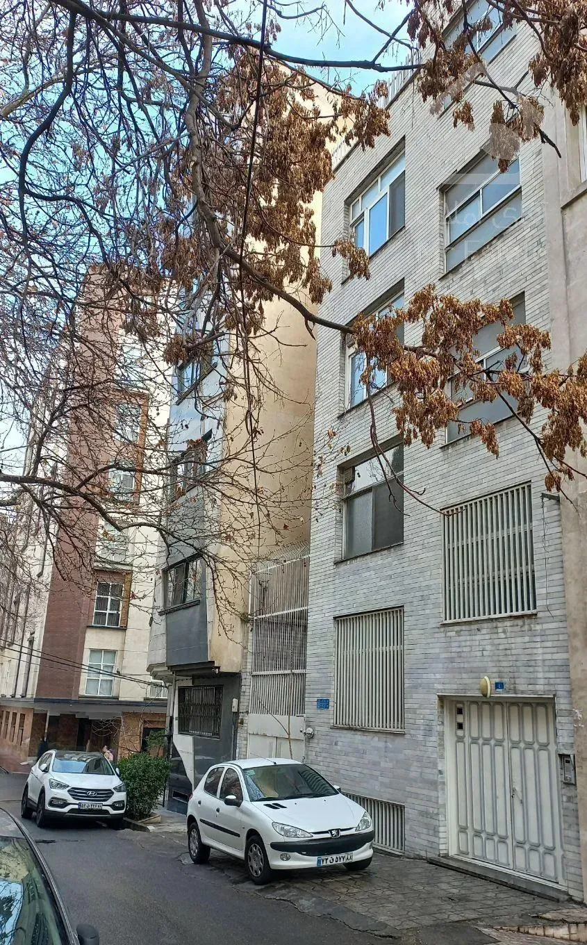 فروش آپارتمان ۱۳۳ متری ۳ خوابه در ظفر