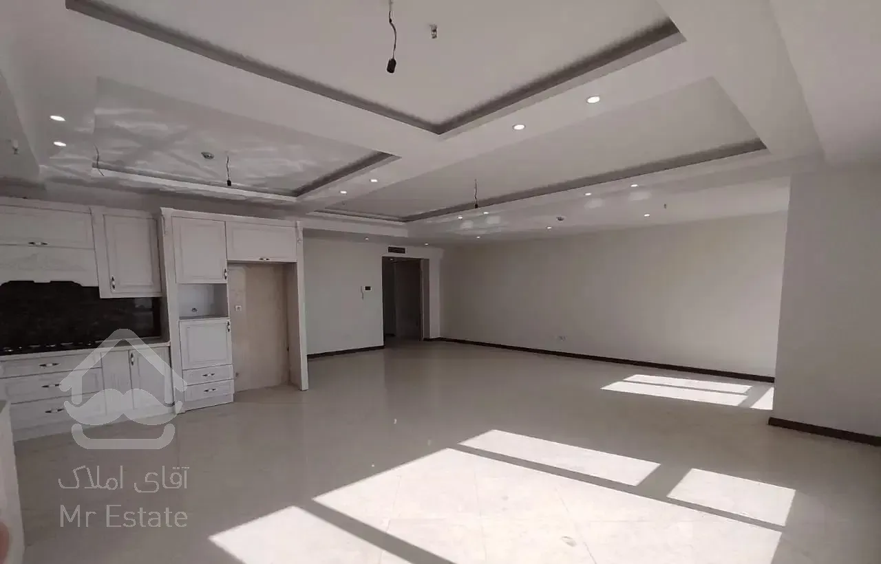 ۱۳۷ متر / ۳ خواب / کم واحد / سند آماده