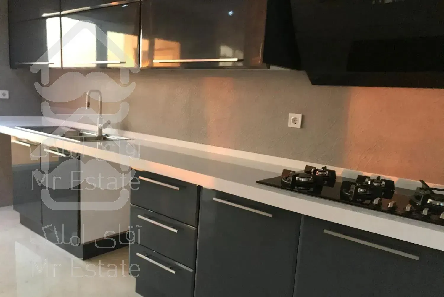 آپارتمان، ۳۴۰ متر نیاوران ۴ خواب