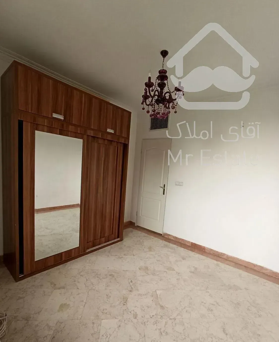 فاطمی (سیندخت)۸۵متری17ساله2خوابه فول امکانات