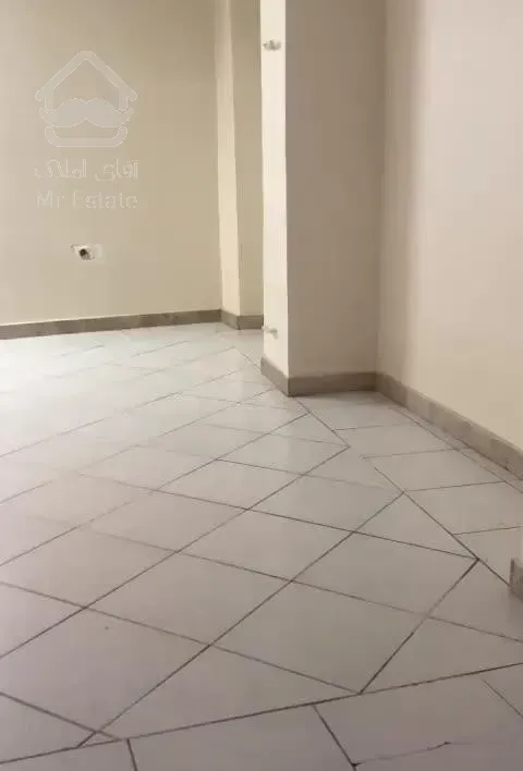 رهن کامل آپارتمان ۶۰ متری در زمزم