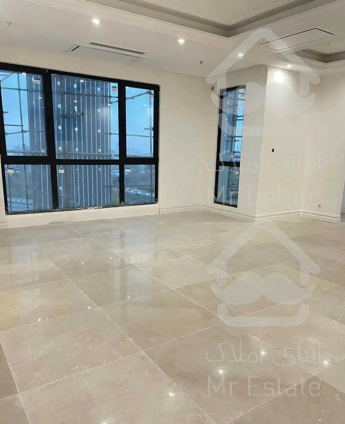 ۱۷۰ متری گلچین / برج باغ برند منطقه