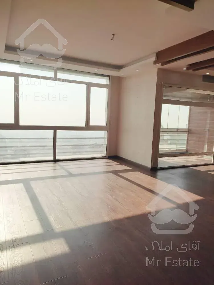 بوکان ۲۱۰ متر آپارتمان ویو کل تهران و کوههای شمیران