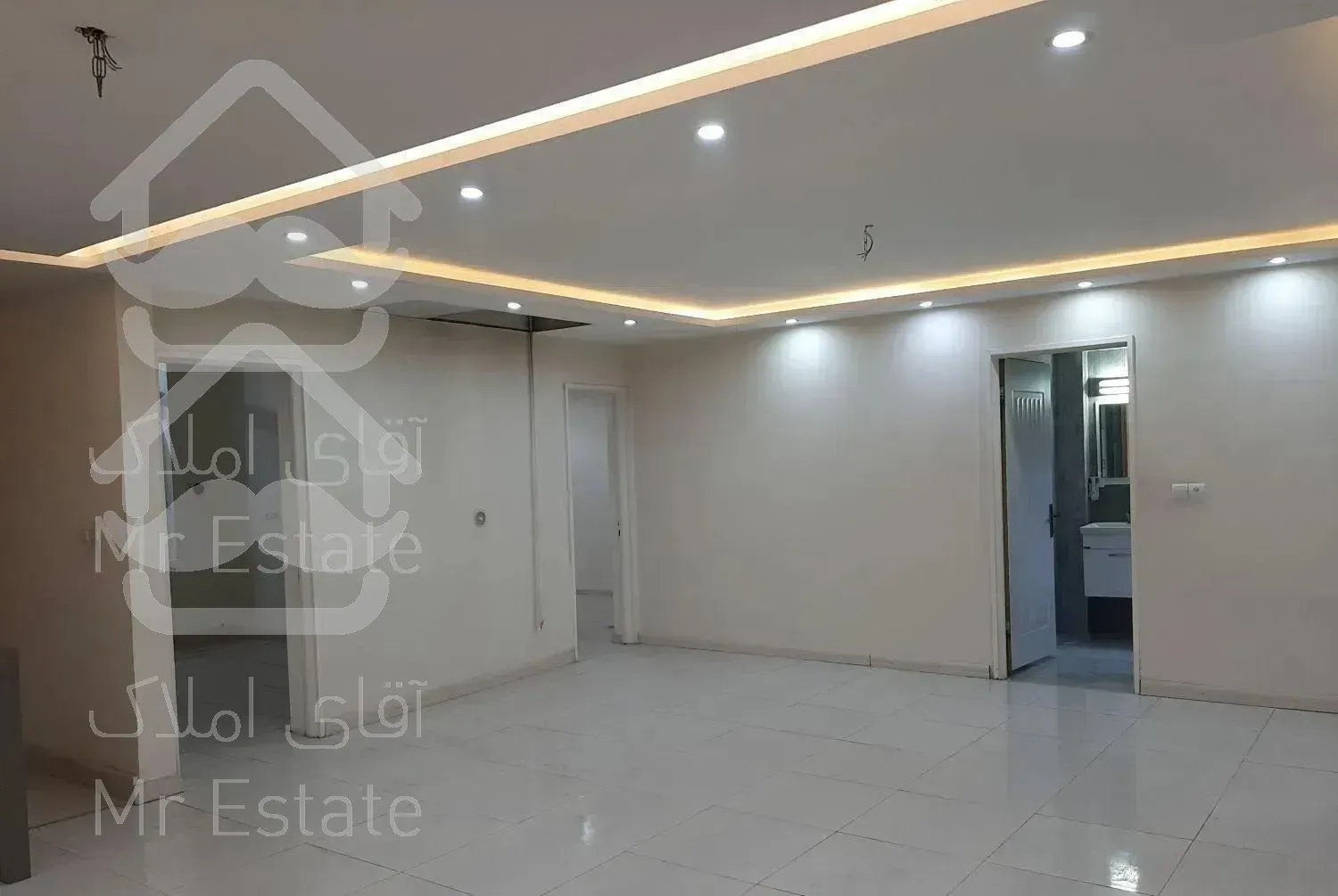 ویلایی (250) متری امامت 17 بازسازی شده کامل