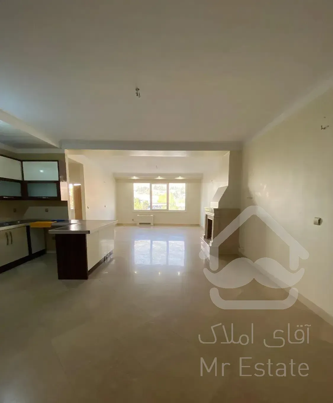 ۱۴۰متر ۳خواب‌مستر بلوار۲۴متری فول مشاعات