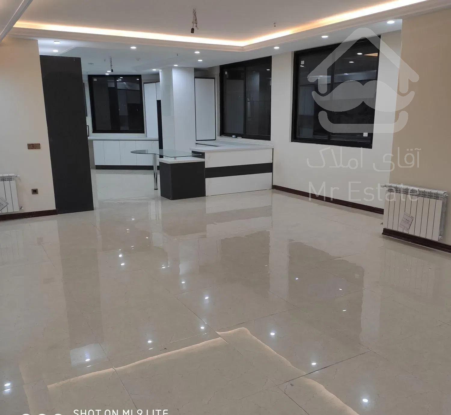 147متر، سه خوابه، فول، کلید نخورده