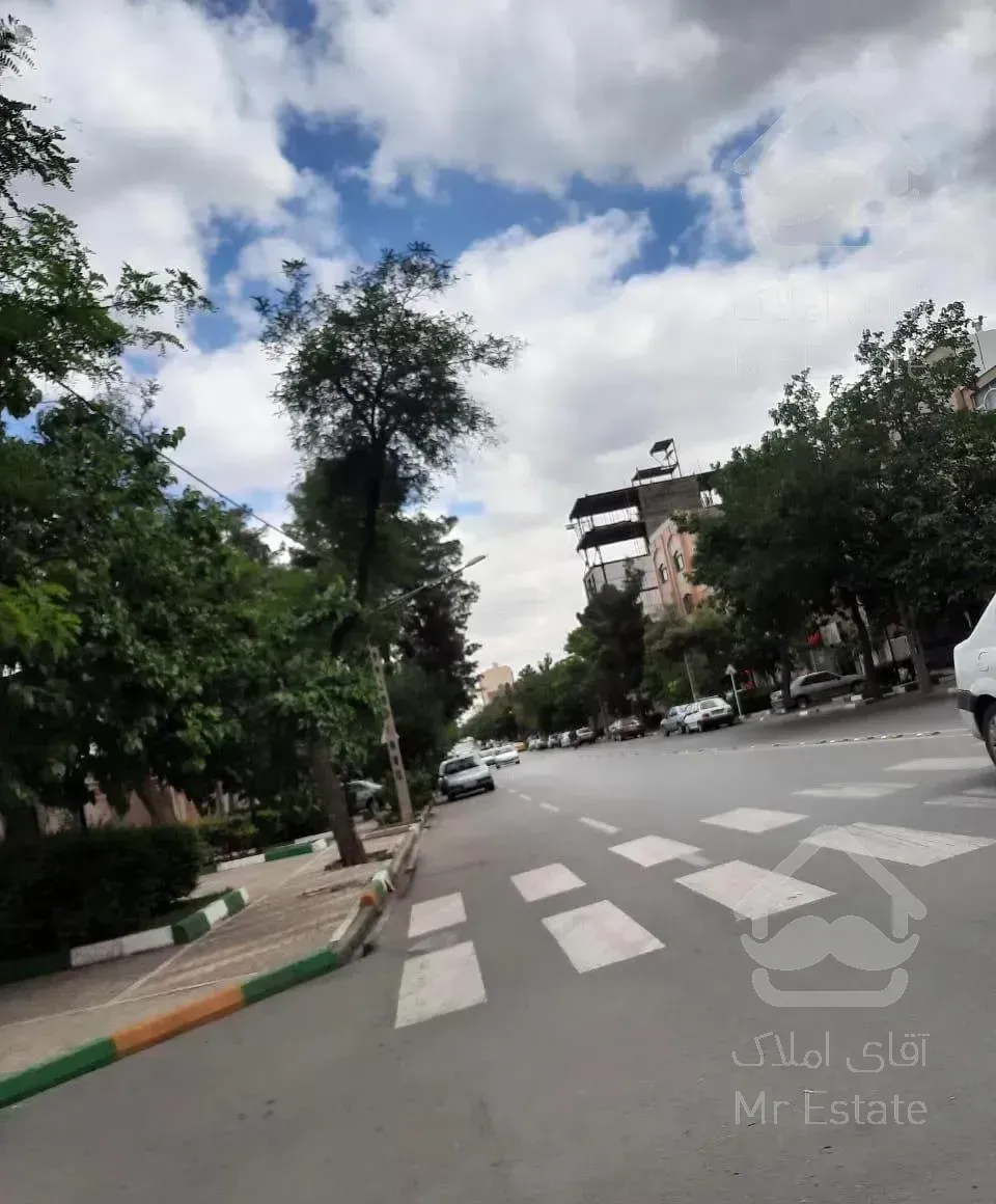 آپارتمان170متری خ امام خمینی