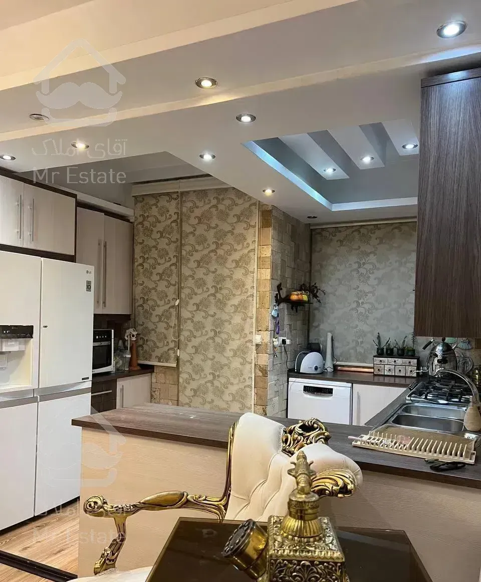 80 متر /  اردیبهشت / فول بازسازی