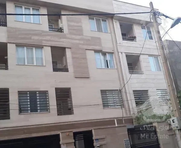 اپارتمان ۷۴ متری تمیز