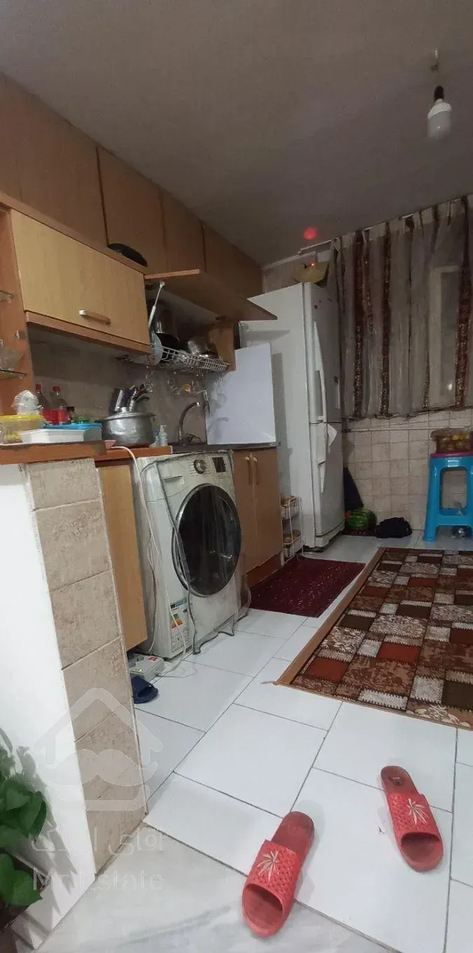 ۹۴ متر/ تک واحدی/ سند تک برگ