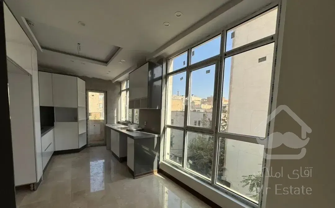 ظفر،۱۲۴متر مسکونی ۲ خوابه/نوساز کلید نخورده