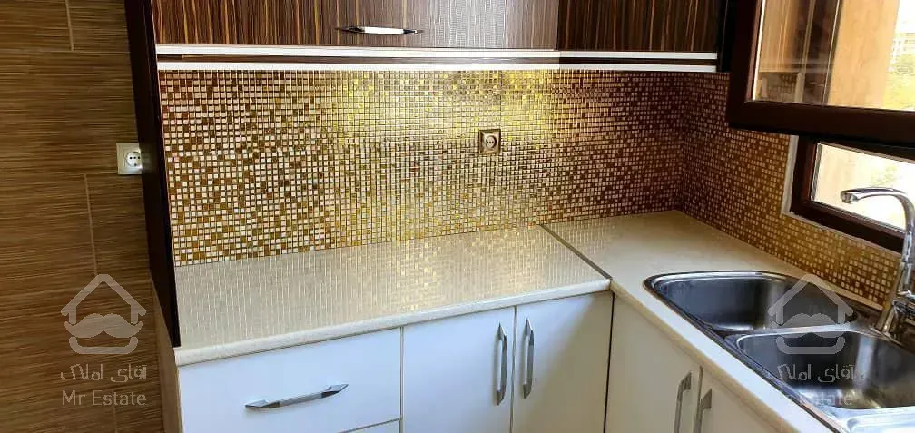 ۶۰ متر بهترین طبقه و ویو