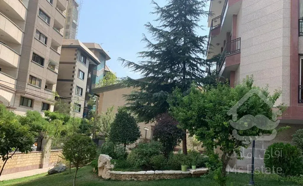 181 متری/ ویو باغ/ دوکله