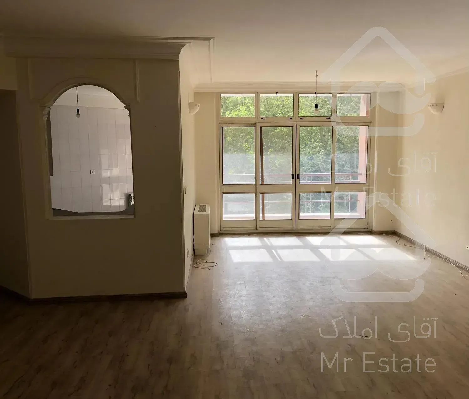 ۱۱۶متری۲خواب*الهیه‌خزرجنوبی*نورانی*ویوباغ‌سفارت