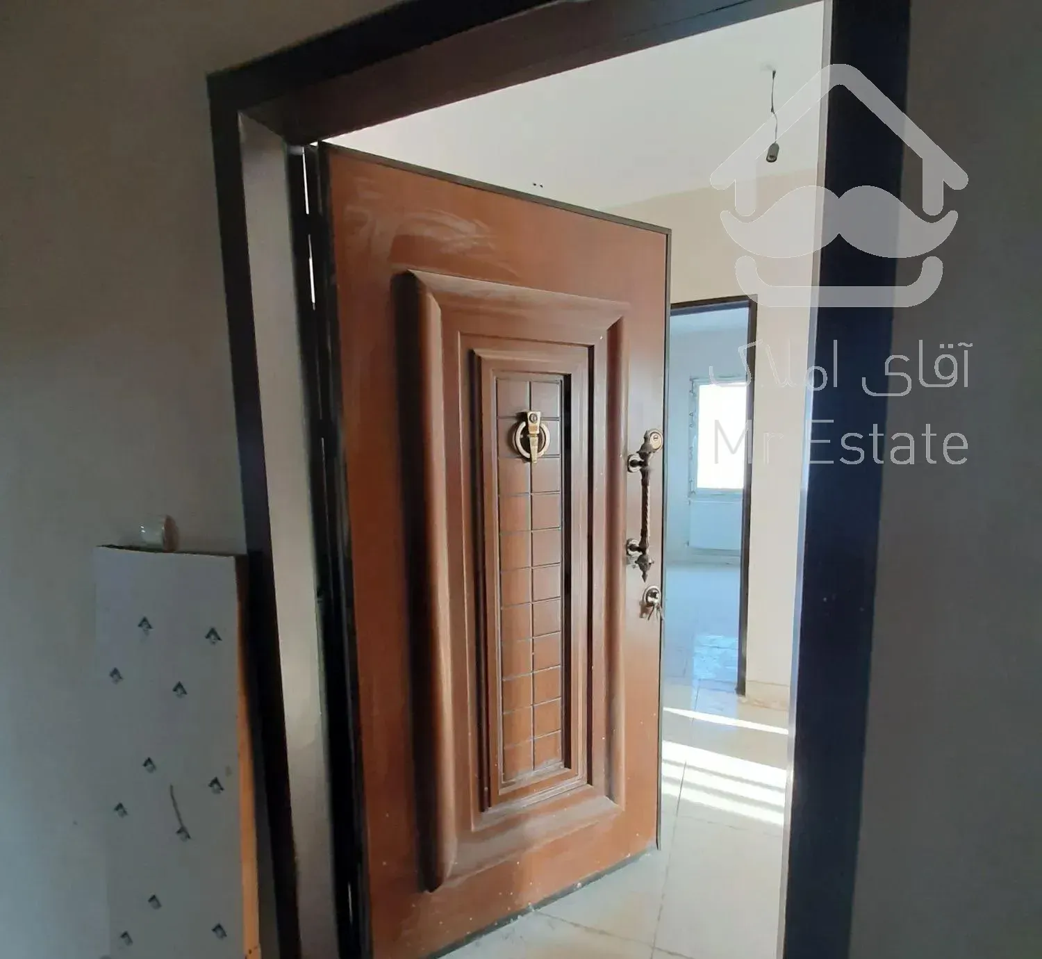 فروش آپارتمان ۹۵ مترمربع طبقه ۴ در کوچه بندر