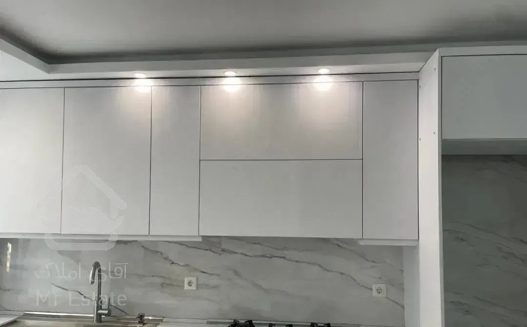 پاتریس طبقه اول 2 خواب  100 متر