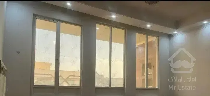 135متر 3خواب 2تا پارکینگ سندی