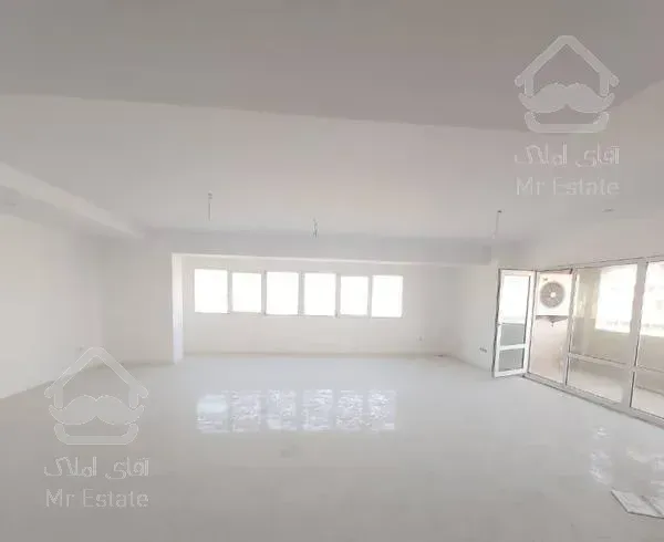 پنت هاوس ۲۰۴متری/۲قدمی دریاچه/تراس بزرگ/ویو دریاچه