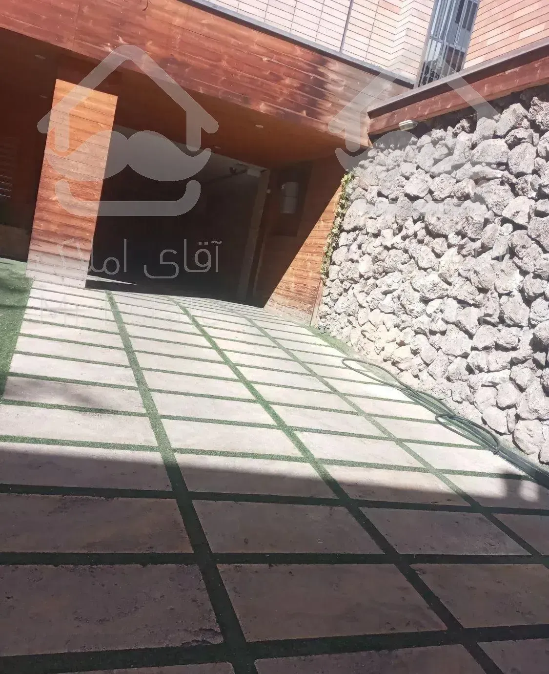 اپارتمان 75 دو خوابه