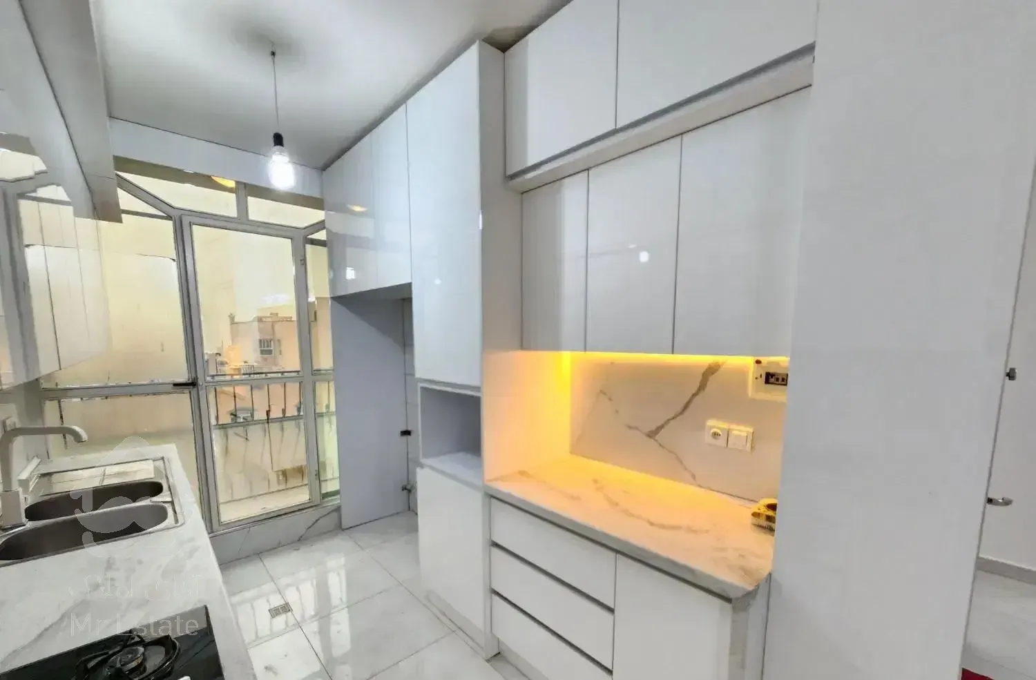 ۷۰ متر فول امکانات باز سازی شده