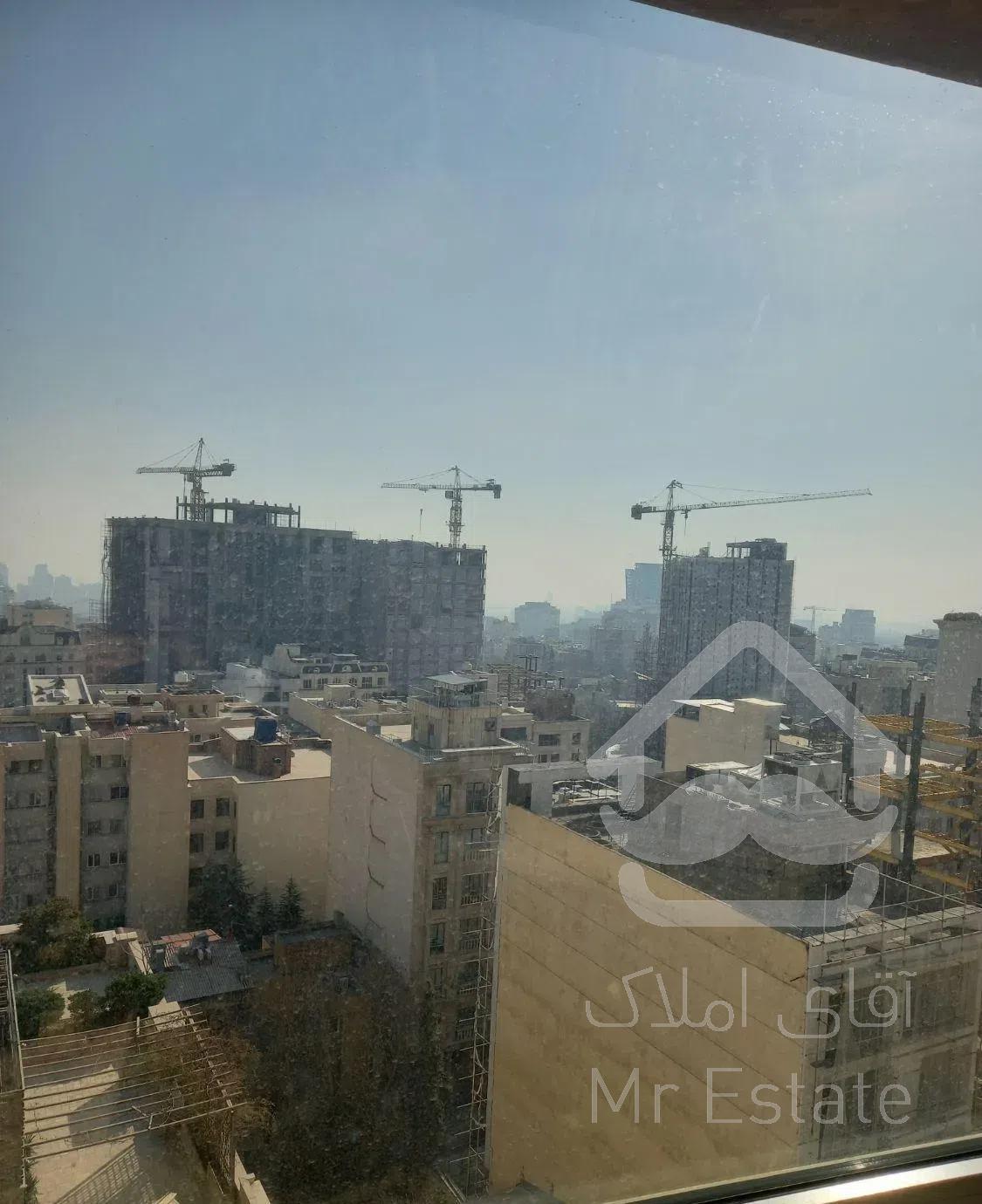 ۱۶۵ متر ۳ خواب  دید شهر  تراس بدون مشرف